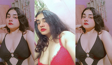 Chubby Babe Teasing Showing Pussy Video Call